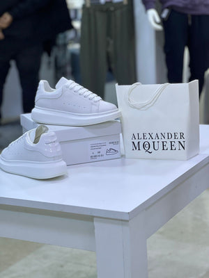 Sneakers McQueen