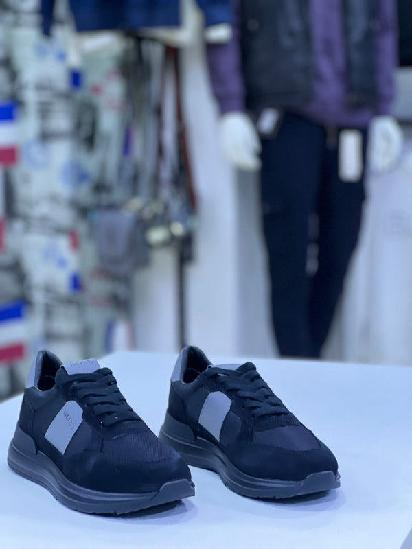 Sneakers boss