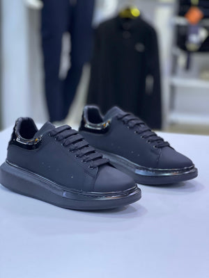 Sneakers McQueen