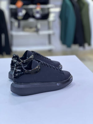 Sneakers McQueen