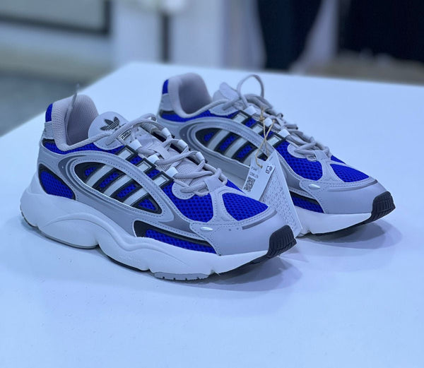Sneakers adidas authentique